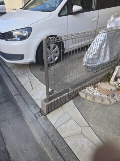 メッシュフェンス施工